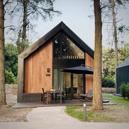De Bos Inn 3*